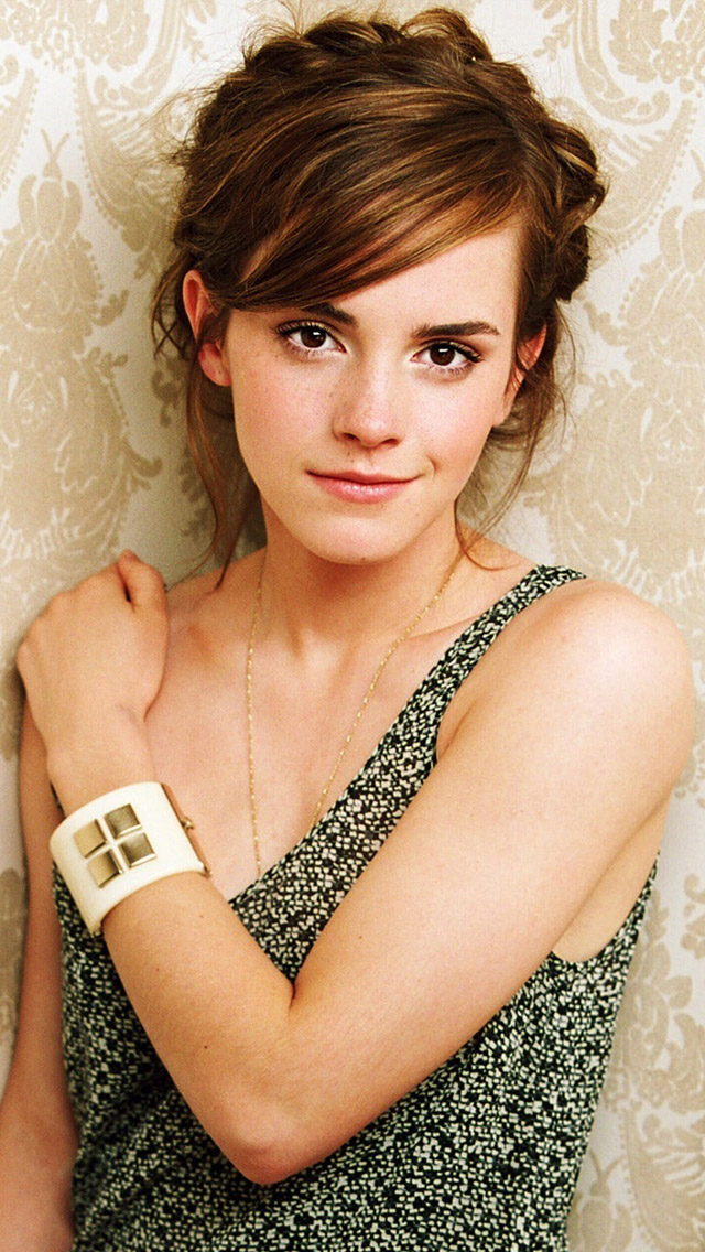 Emma Watson iPhone Wallpaper Gallery