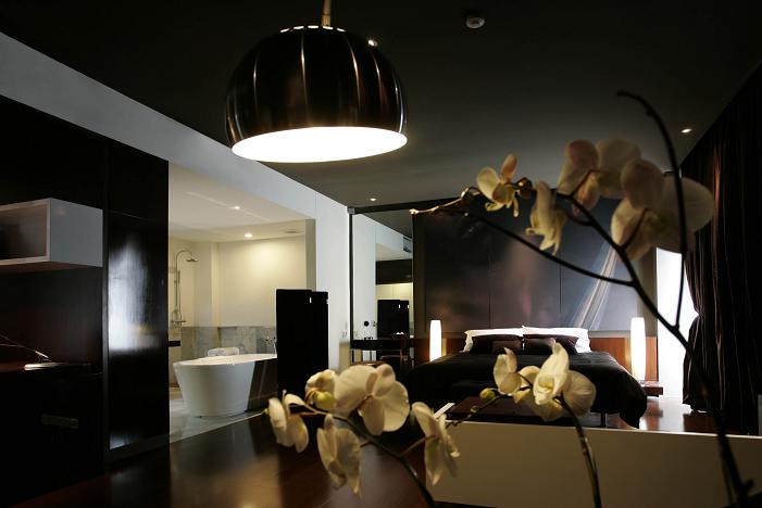 luxury interior wallpapers Interior Designs Hotel 701x468