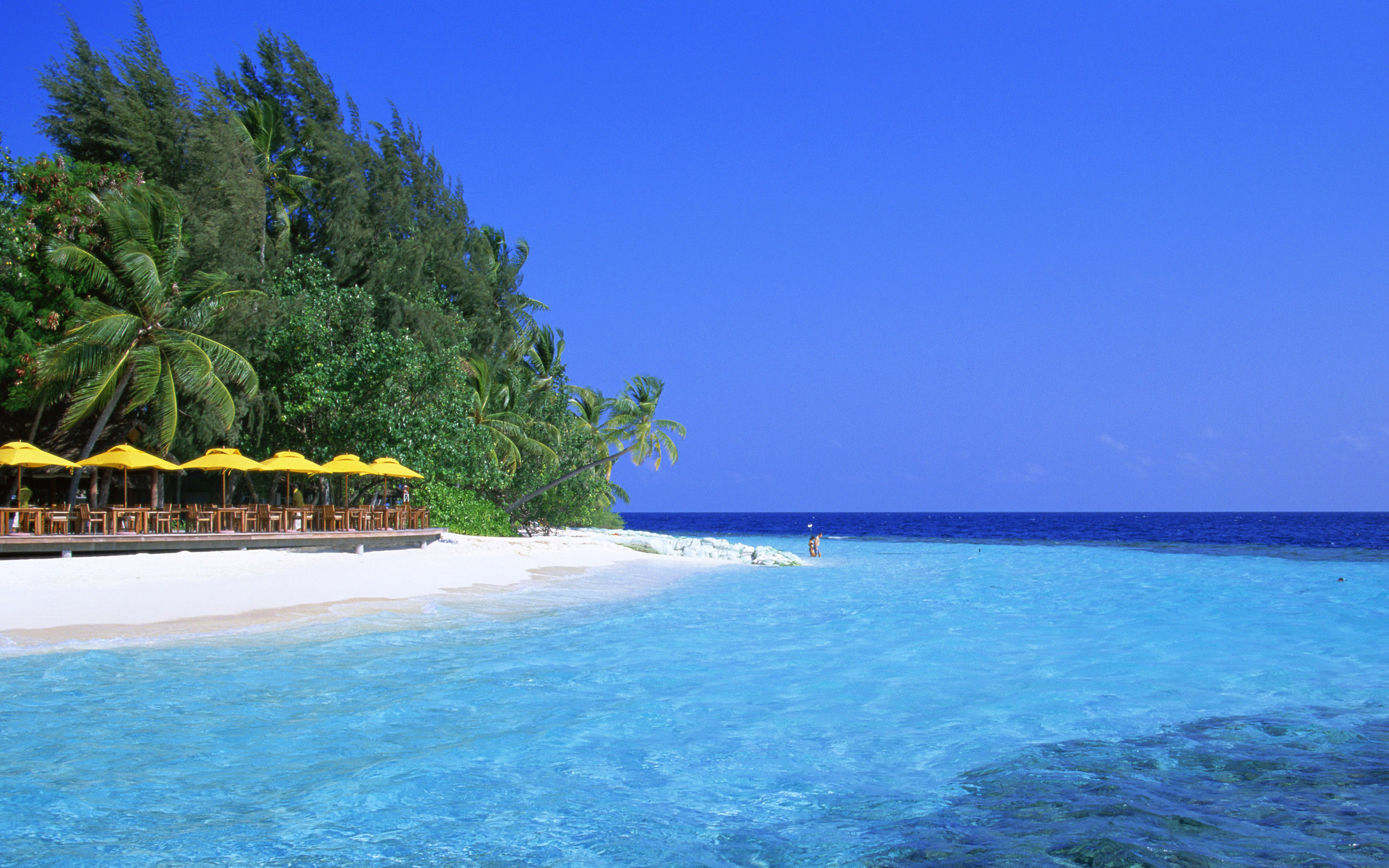 Blue Water Beach Wallpapers HD Wallpapers 2560x1600