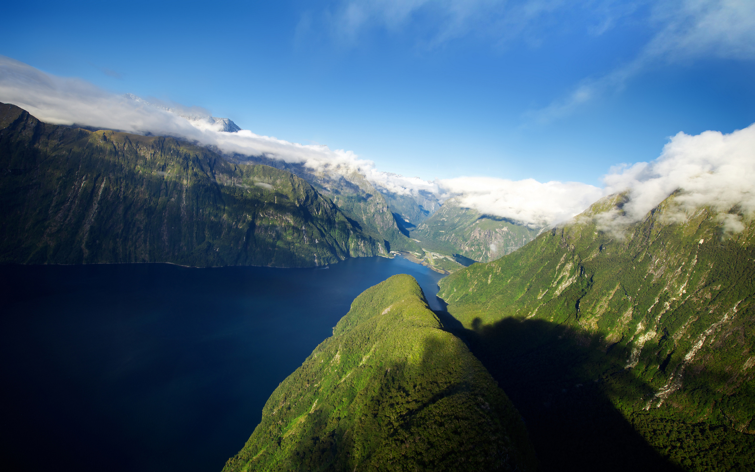 Fjord in New Zealand Wallpapers HD Wallpapers 2560x1600