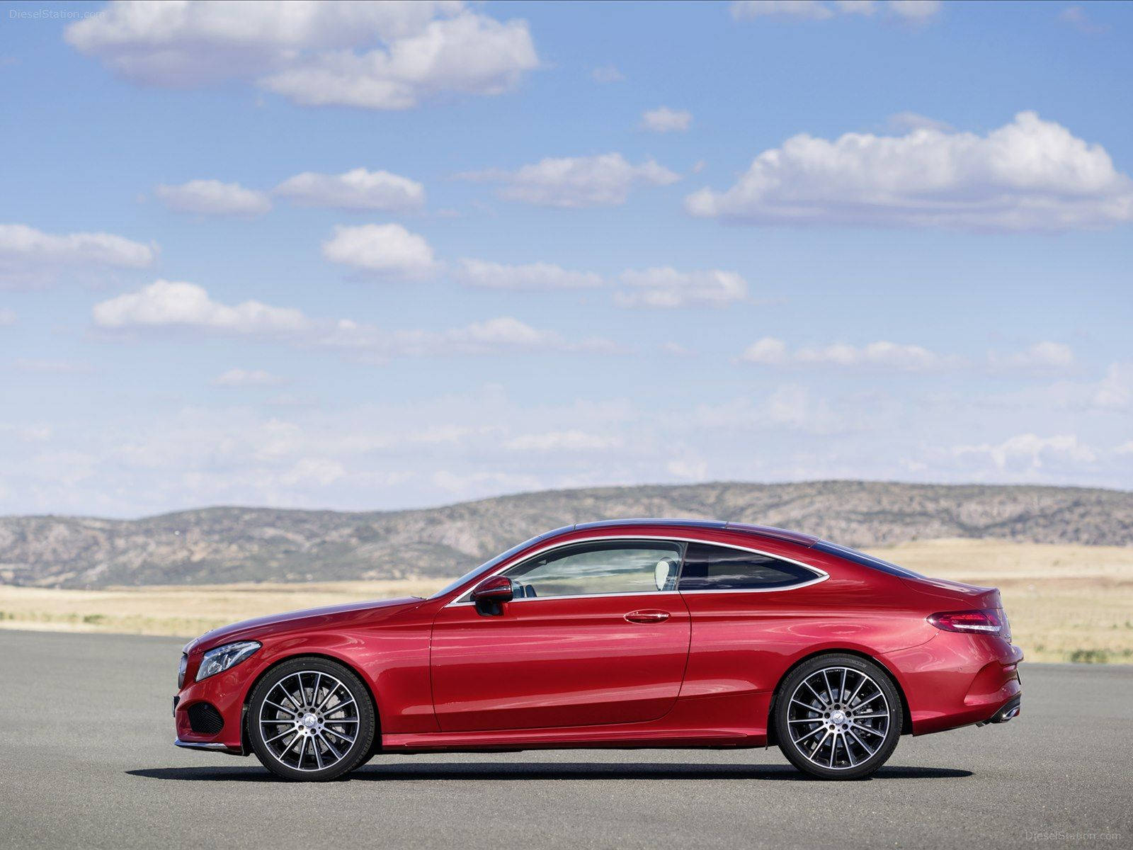 Top Mercedes Benz C300 Wallpaper Full HD 4k To Use