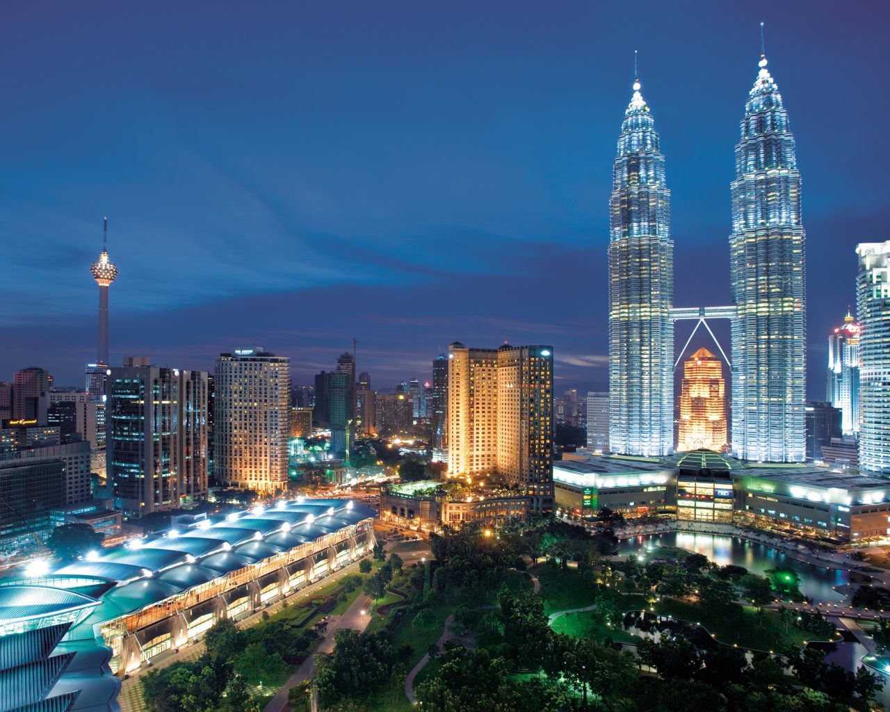 Kuala Lumpur At Night Malaysia Desktop HD Wallpaper