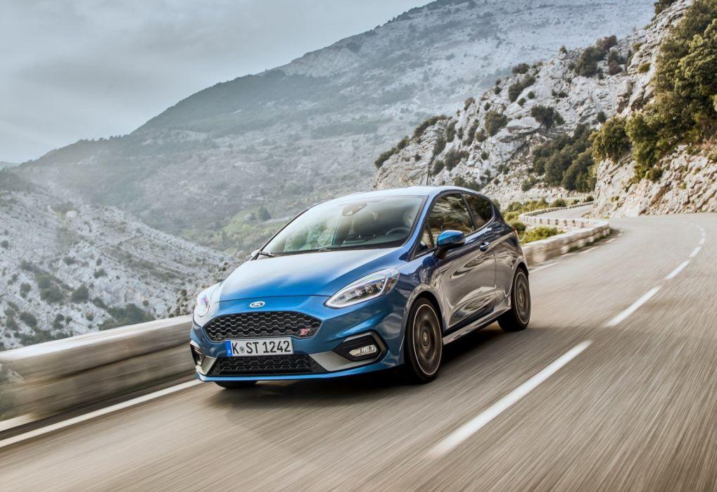 Ford Fiesta ST 2018 wallpaper 1600x1100 1274299 WallpaperUP