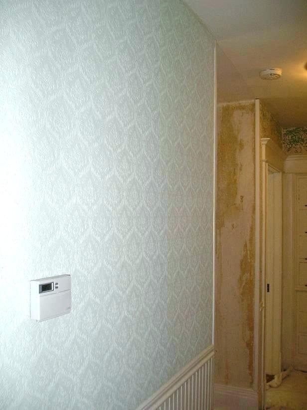 How to paint over wallpaper with your own hands