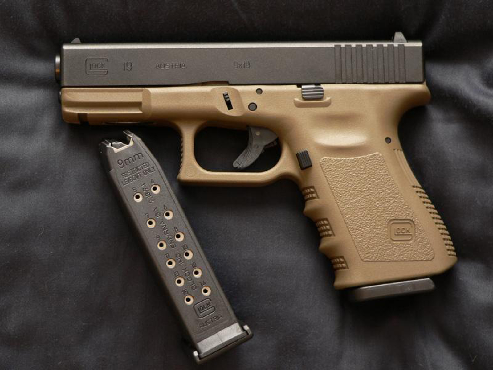 Glock 19 HD Gun Wallpapers Download Free Wallpapers in HD for your