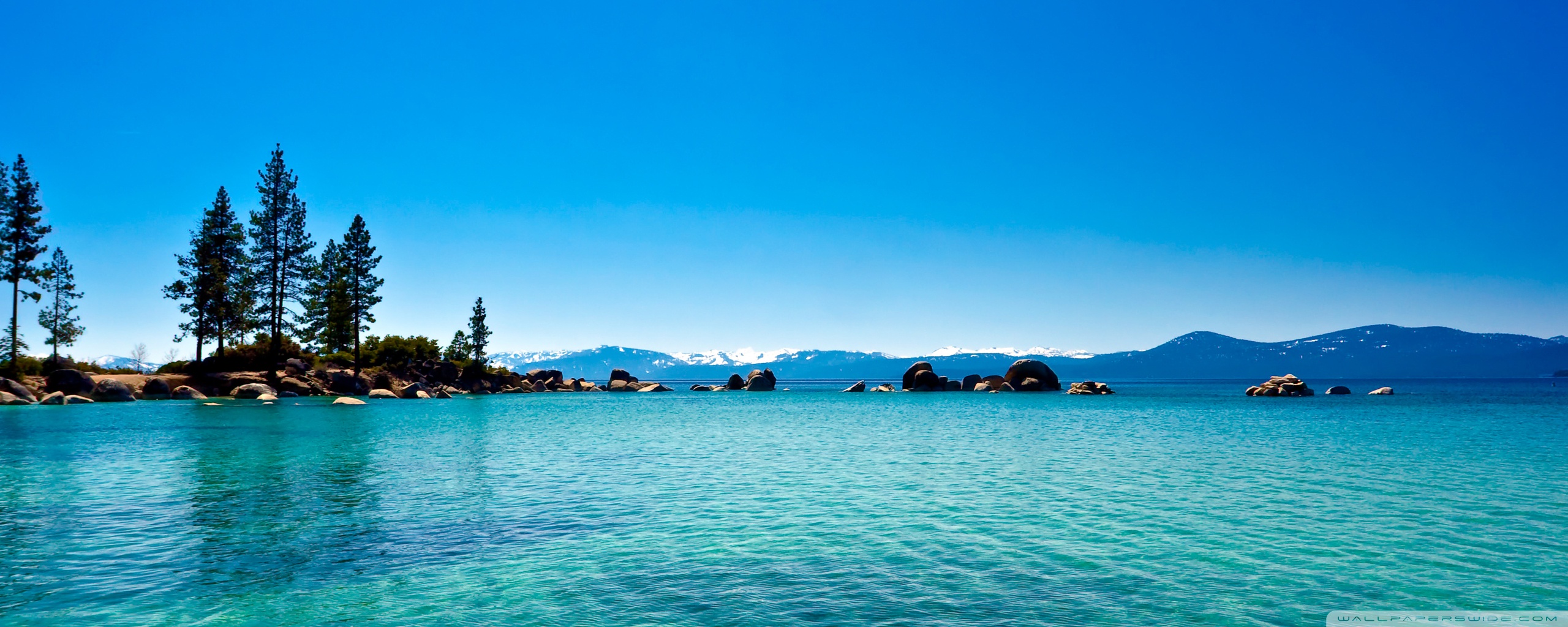Hãy tải nền máy tính độ phân giải 4K HD miễn phí cho hồ Lake Tahoe California để thưởng thức tuyệt đẹp như thật. Những gam màu và sự sống động của hồ sẽ khiến bạn bị mê hoặc ngay từ cái nhìn đầu tiên.