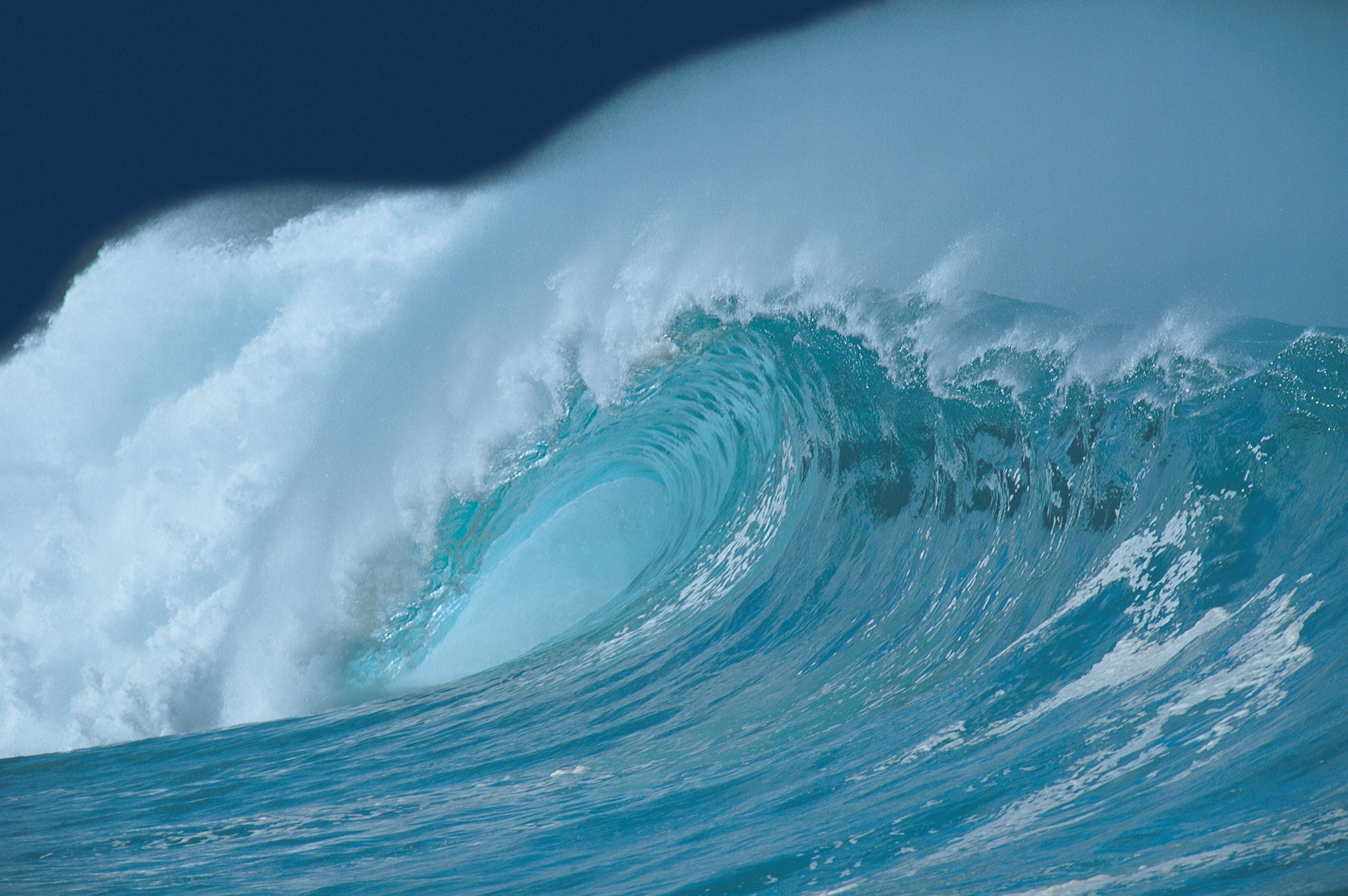 live ocean waves screensaver