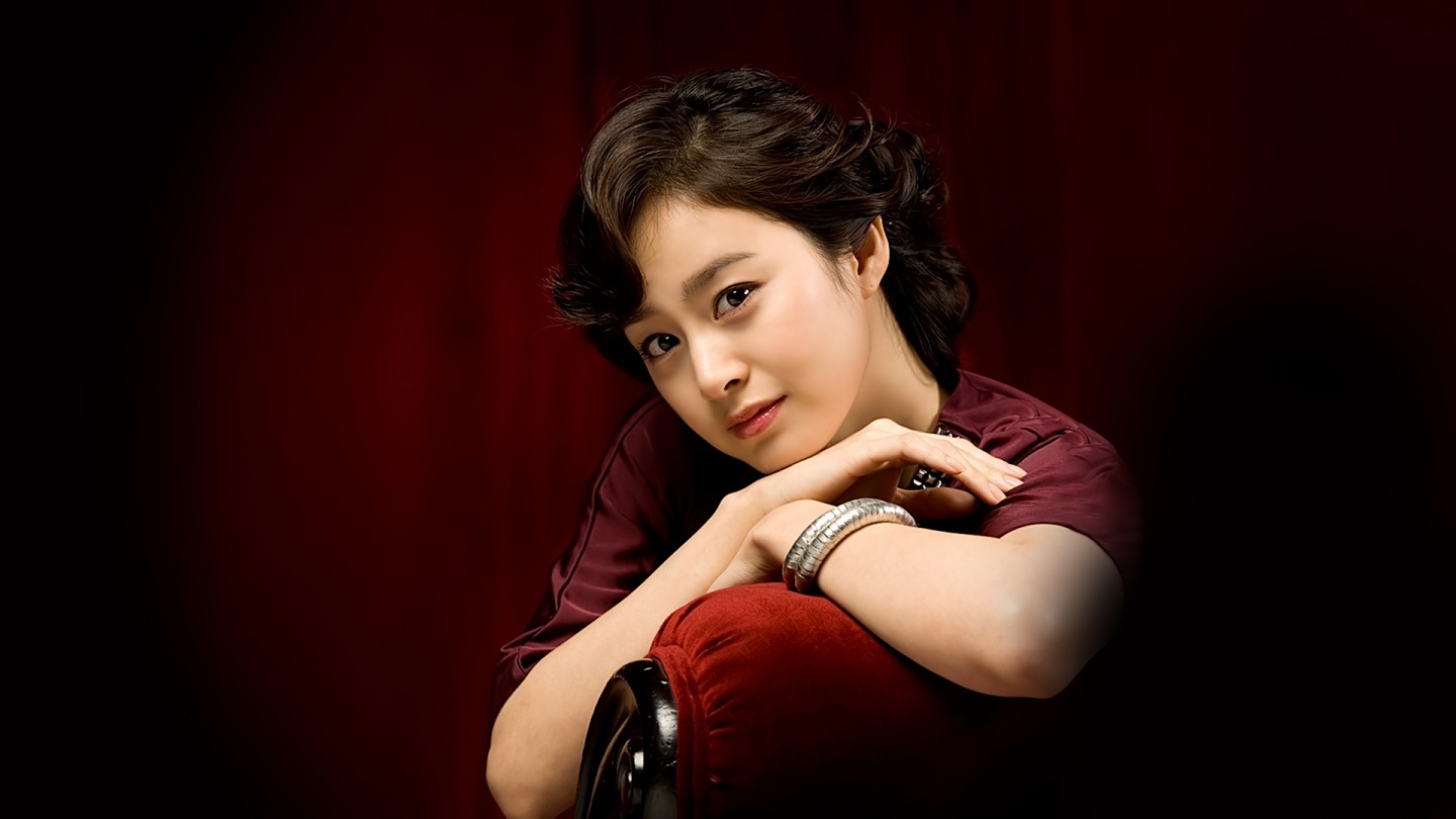 Kim Tae Hee Wallpaper Korean Star Movies Photo Shared By