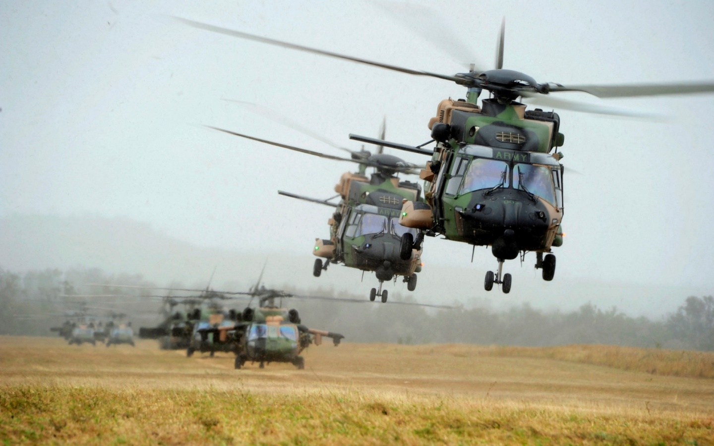 Australian Army Helicopters Wallpaper