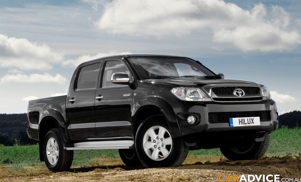 auto carz zone 2012 Toyota Hilux wallpapers