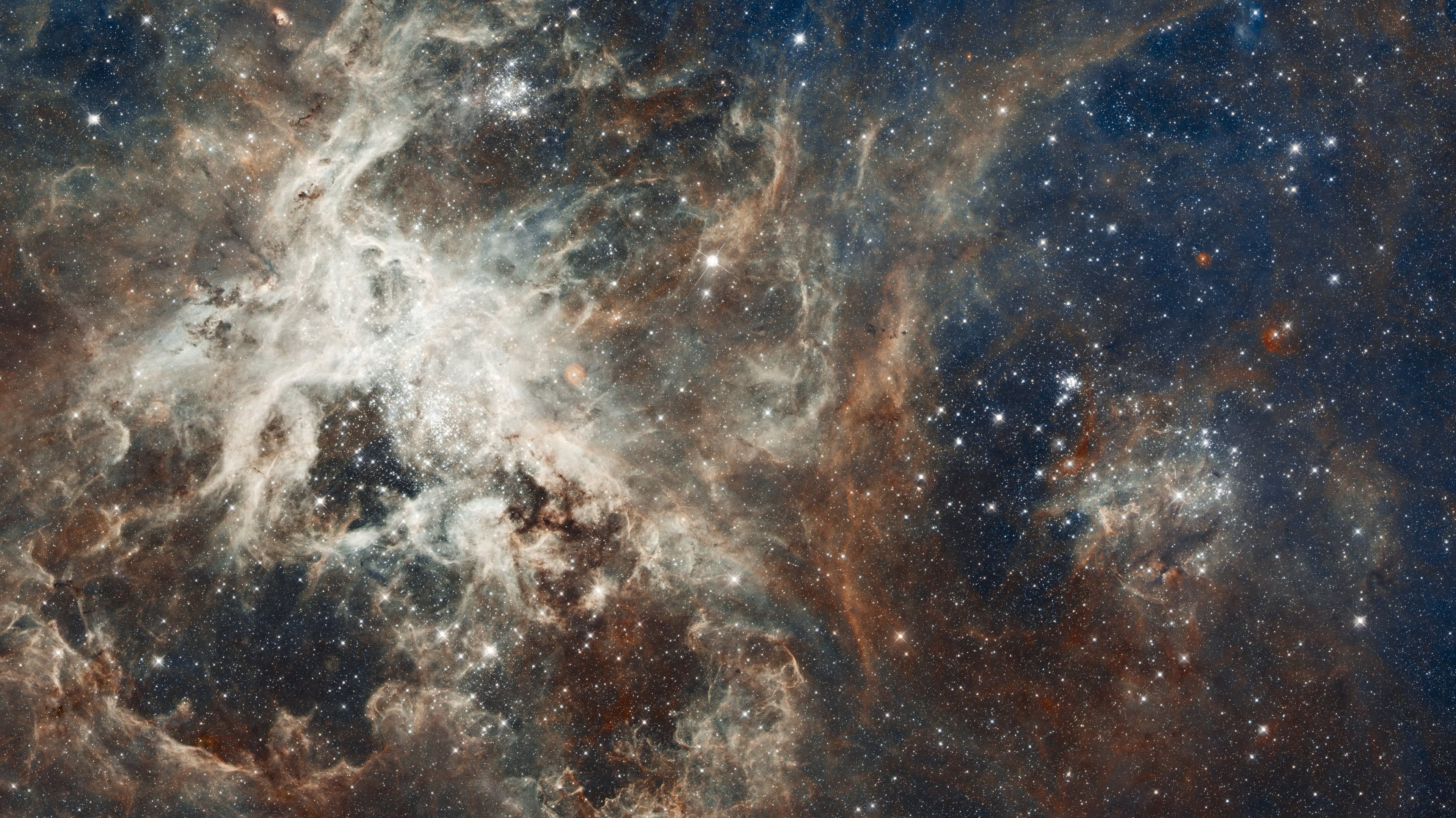  ground in 30 Doradus located in the heart of the Tarantula Nebula