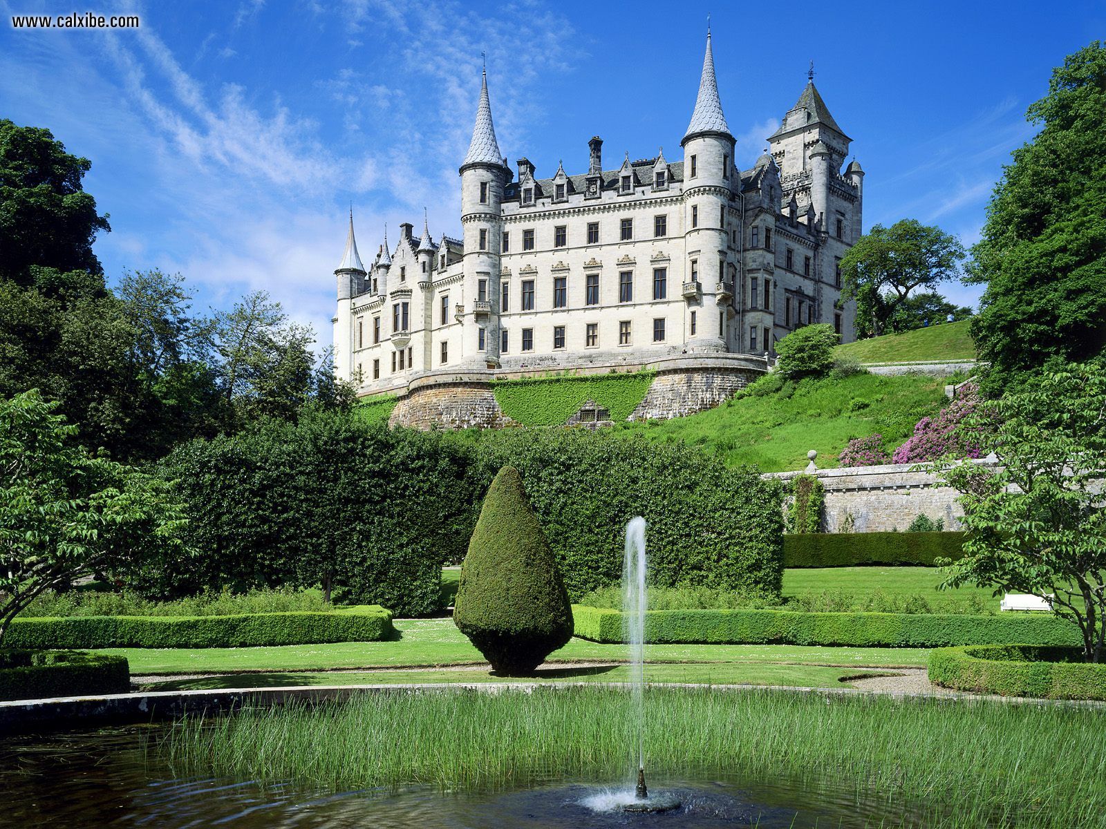 tags castle 129 pics dunrobin castle is a stately home in sutherland