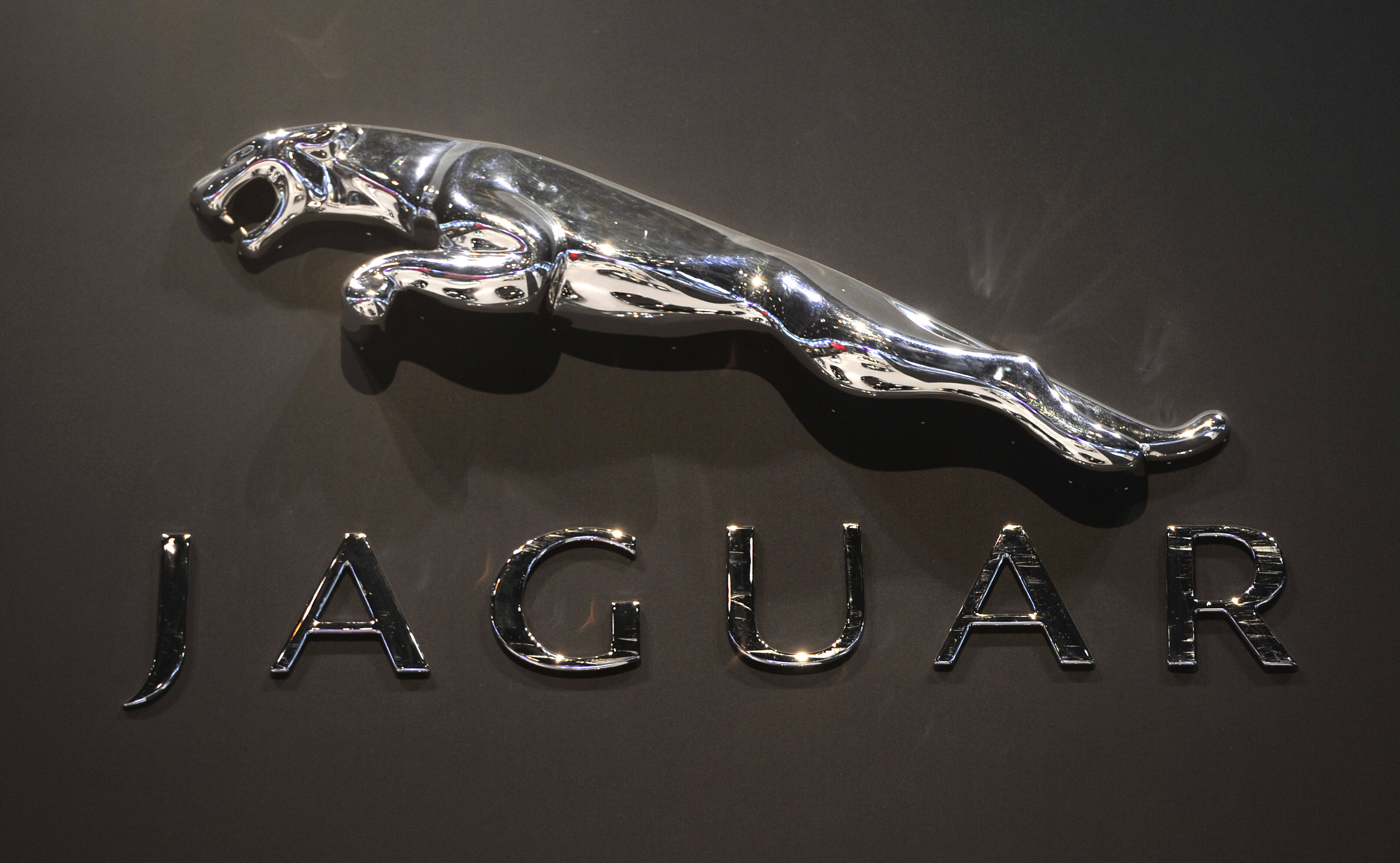 Logo Jaguar HD Wallpaper Car
