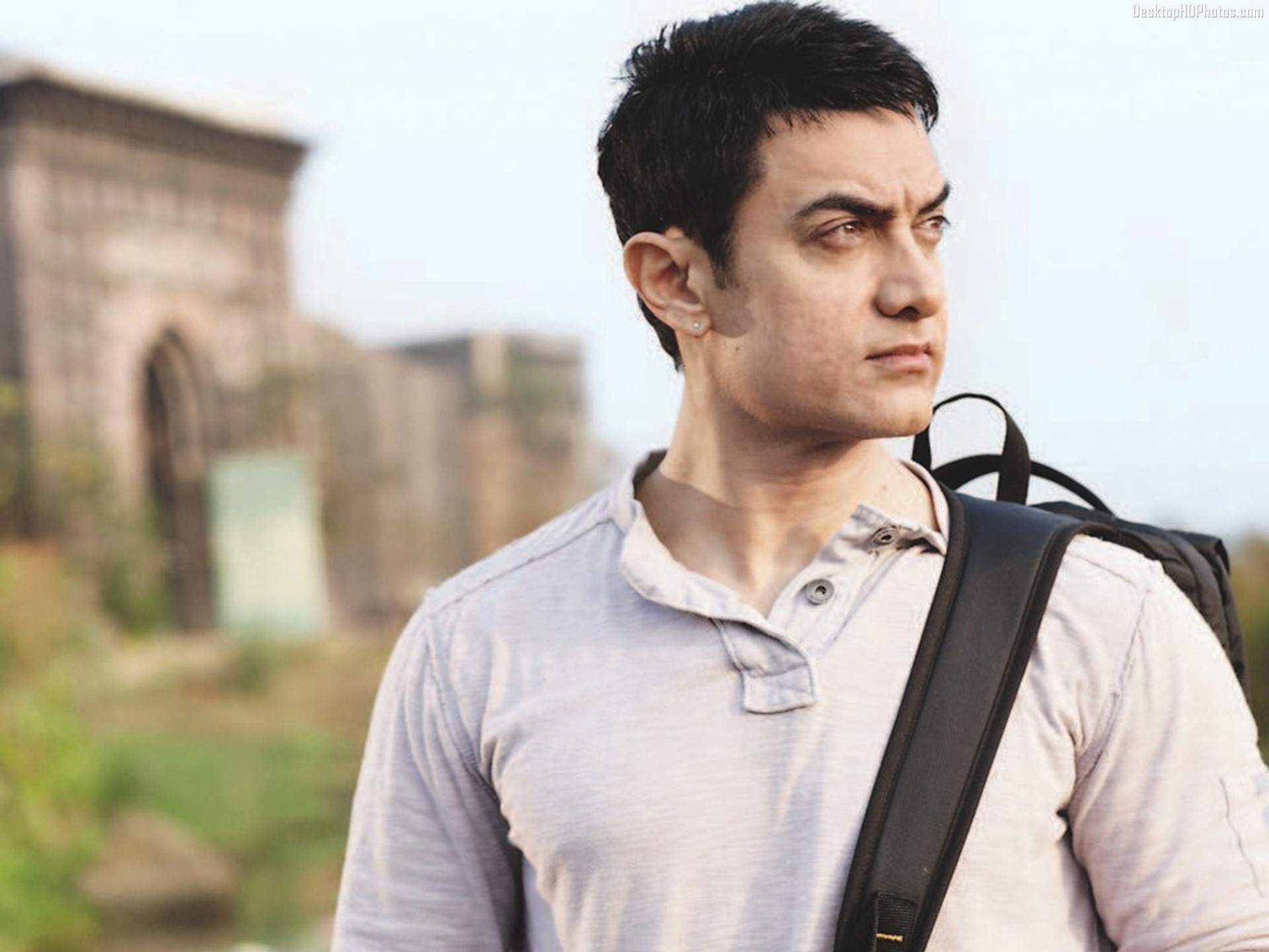 Aamir Khan Wallpaper HD Background Image Pics Photos