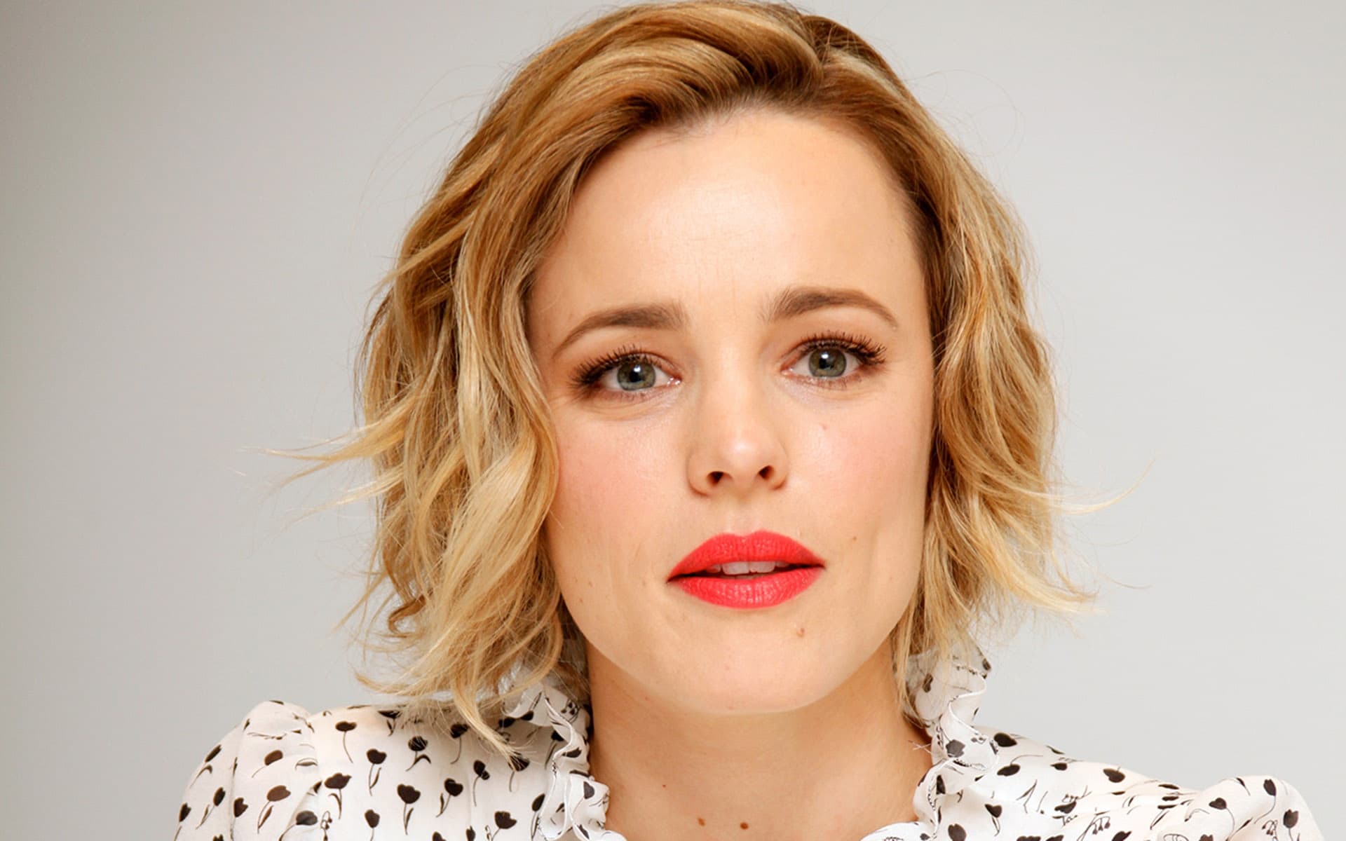 Rachel Mcadams Wallpaper Hd Image Photos High Quality