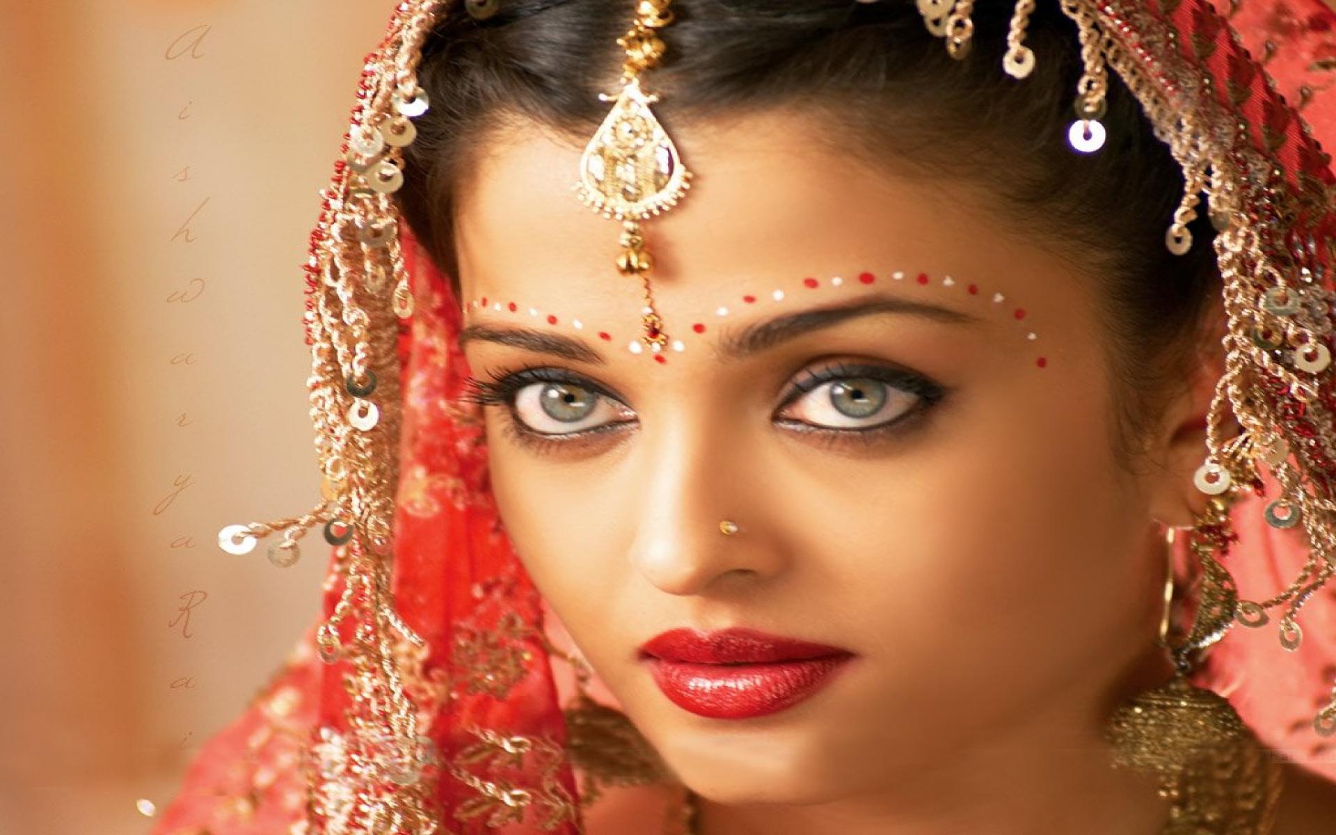 Indian Beautiful Girl Wallpaper