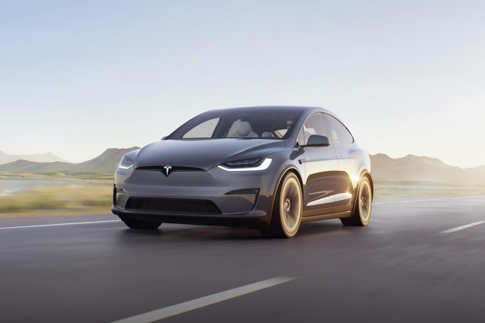 Tesla Model X Arriving Much Later Than Expected Carbuzz