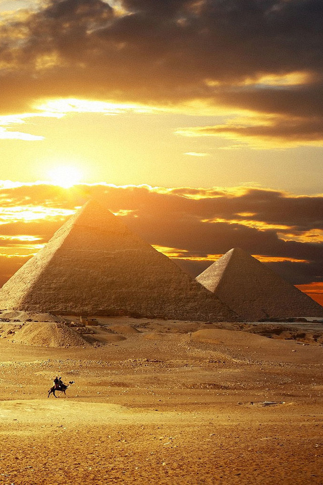 Pyramids At Twilight Wallpaper iPhone