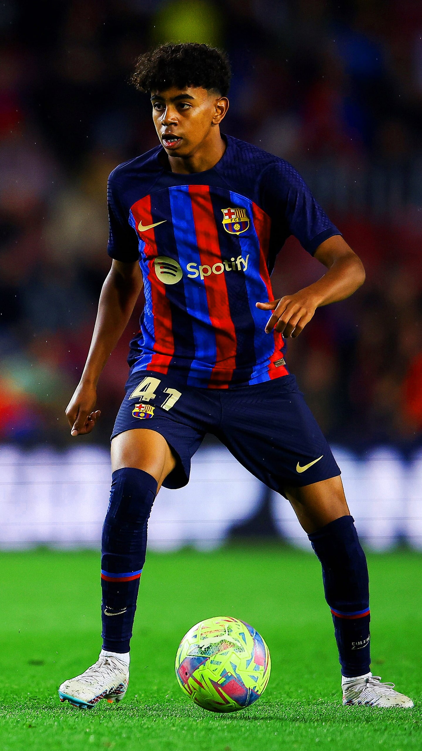 Lamine Yamal Wallpaper