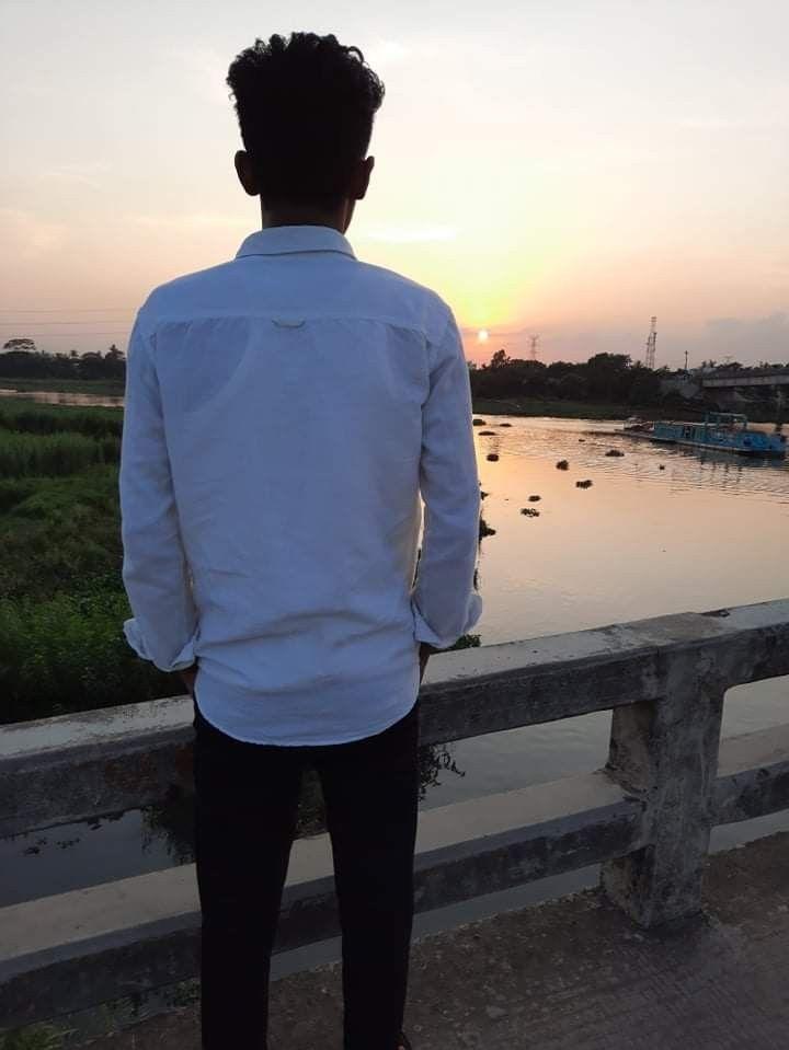 Md Mydul Islam Munna On Normal Boys