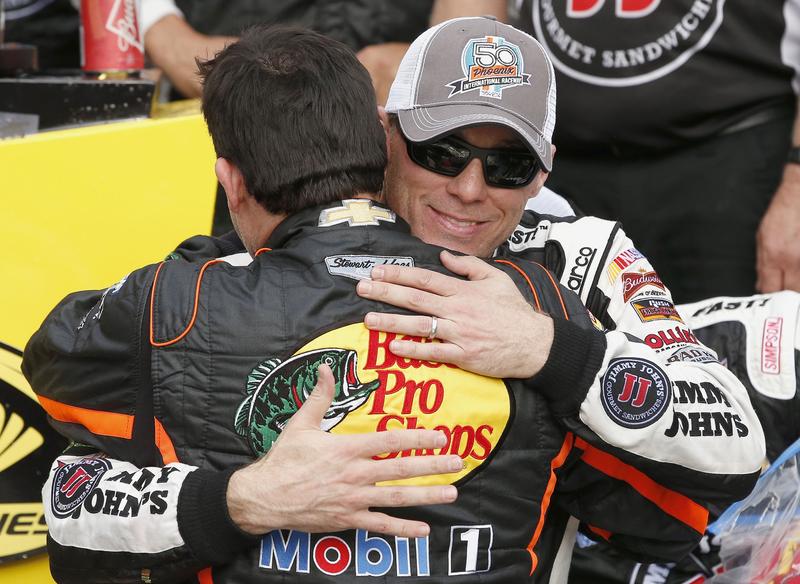 Kevin Harvick And Tony Stewart Foto Artis Candydoll