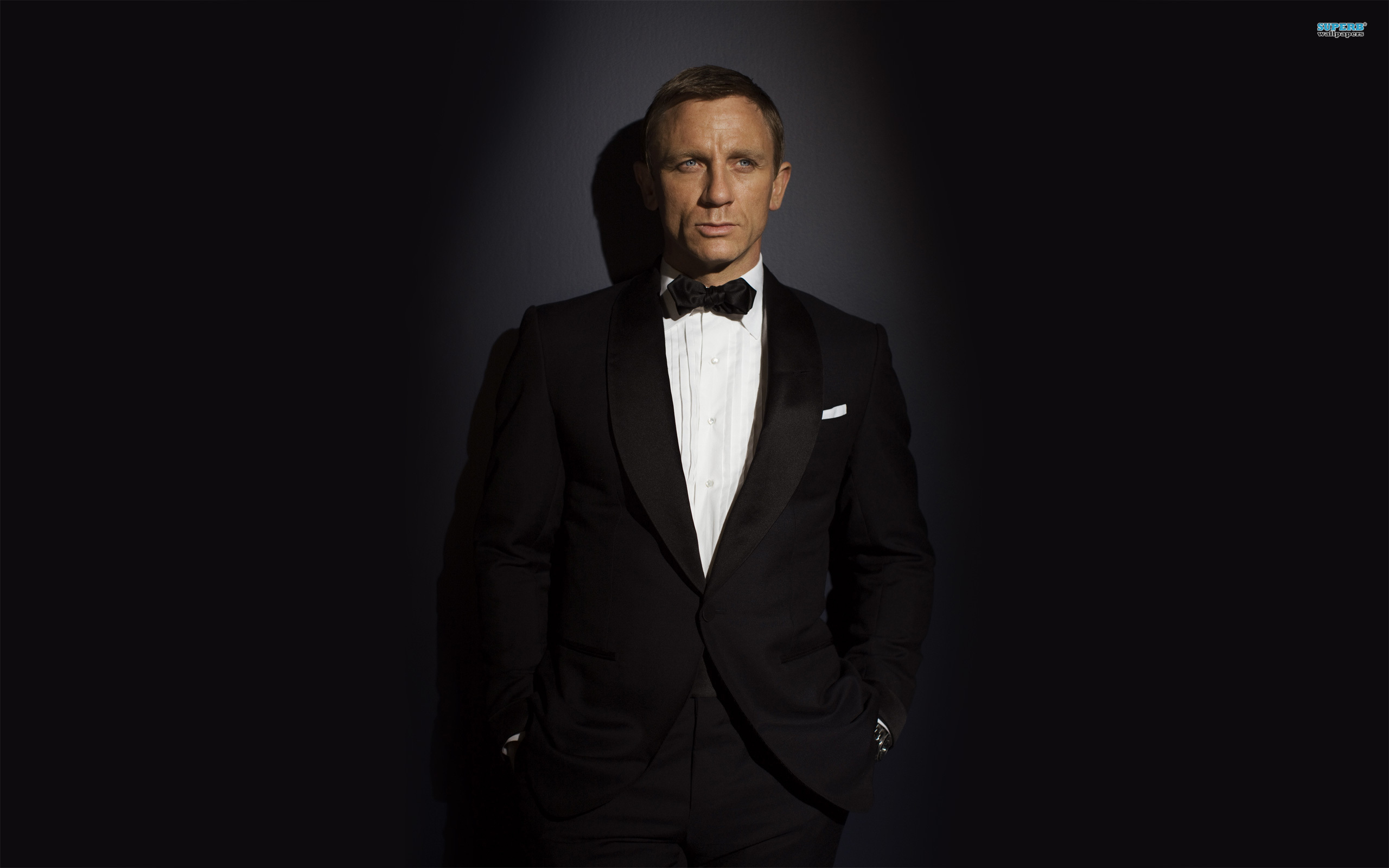 71+] James Bond Wallpaper Daniel Craig - WallpaperSafari