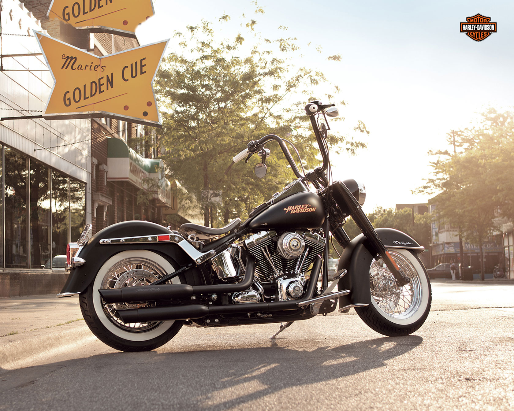 Harley Davidson Flstn Softail Deluxe Q Wallpaper