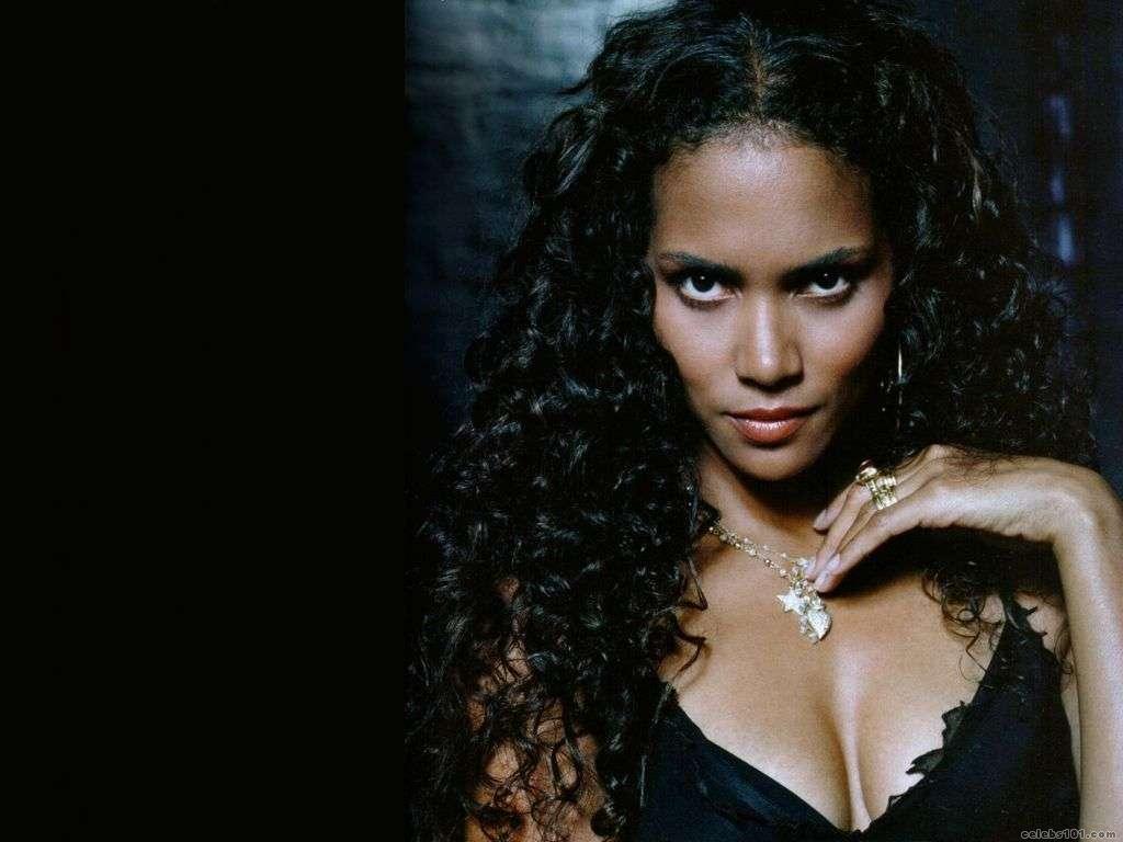 Halle Berry High Quality Wallpaper Size Of