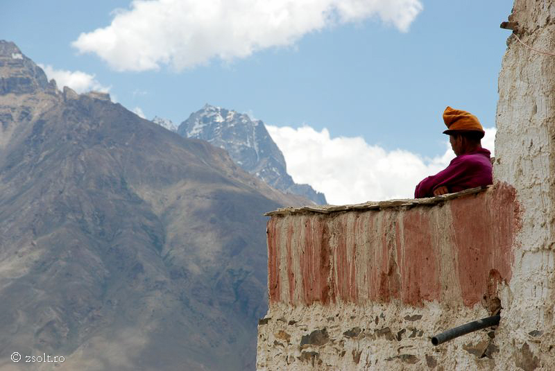 Buddhist Lama Contemplating Samsara Tibetan Wallpaper