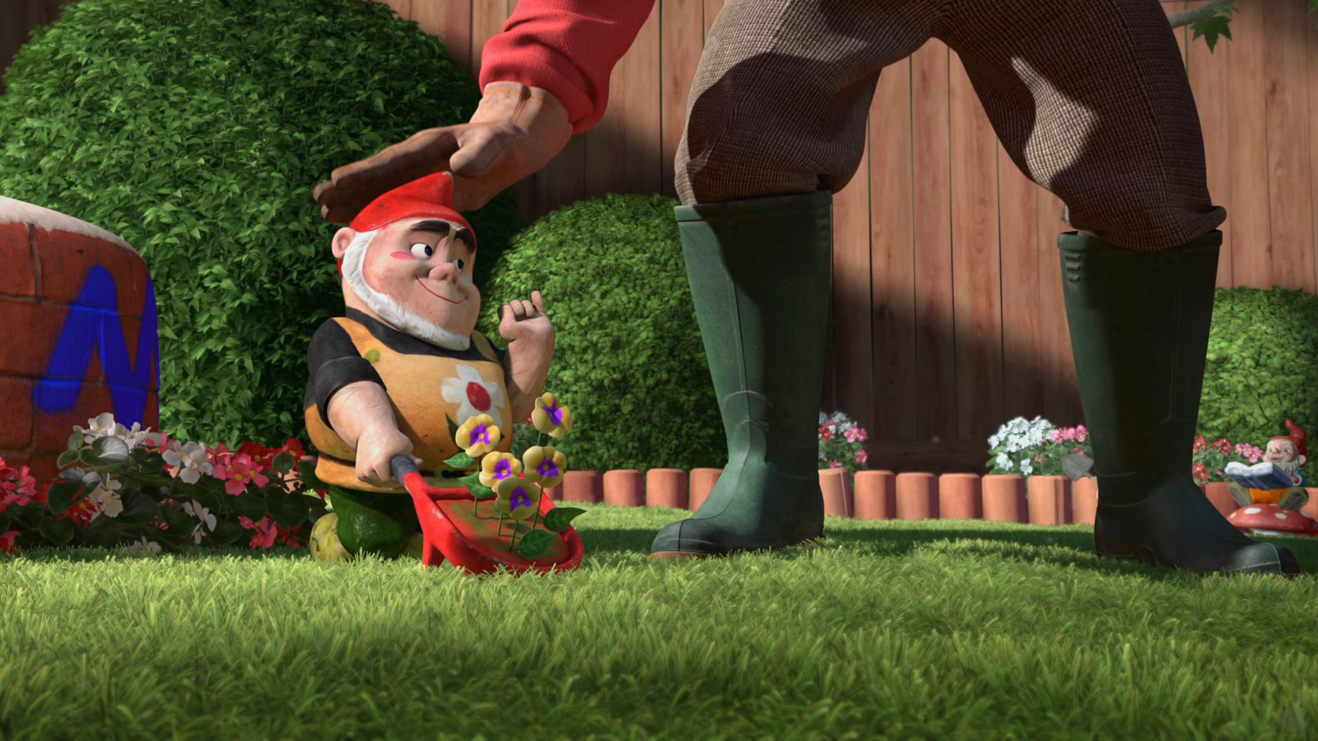 Tybalt The Garden Gnome From Gnomeo And Juliet Desktop