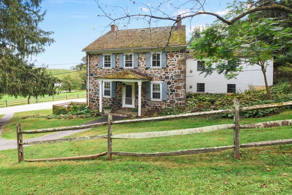 Really Old Stone Homes For Sale In Pennsylvania S Countryside