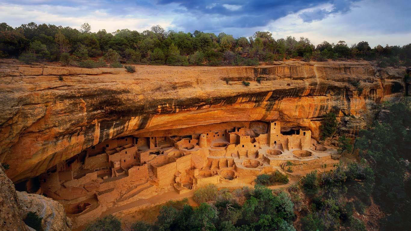 Cliff Palace In Mesa Verde National Park Colorado Bing