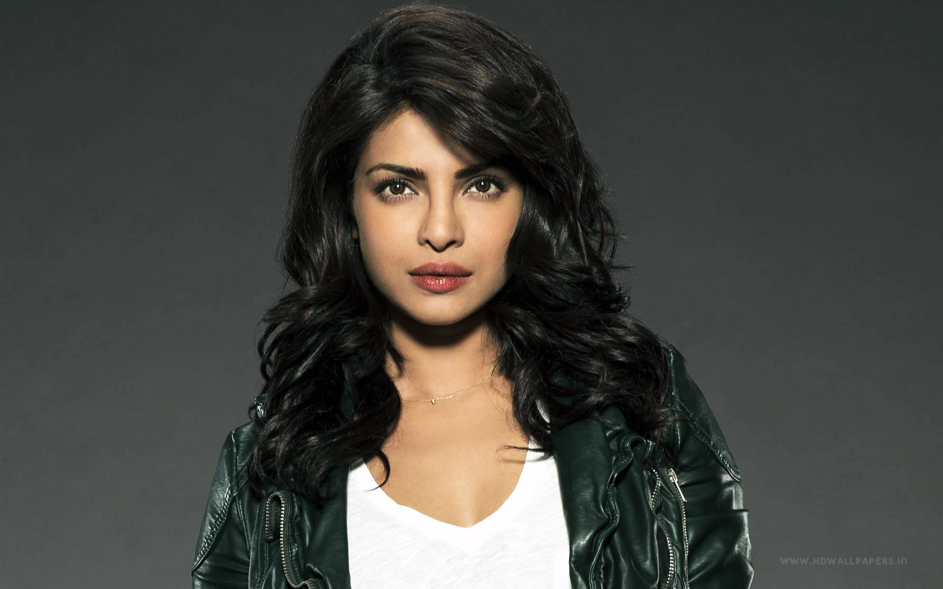 Priyanka Chopra Wallpaper