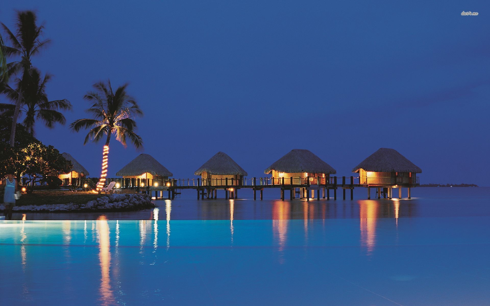 Beach Resort Wallpaper