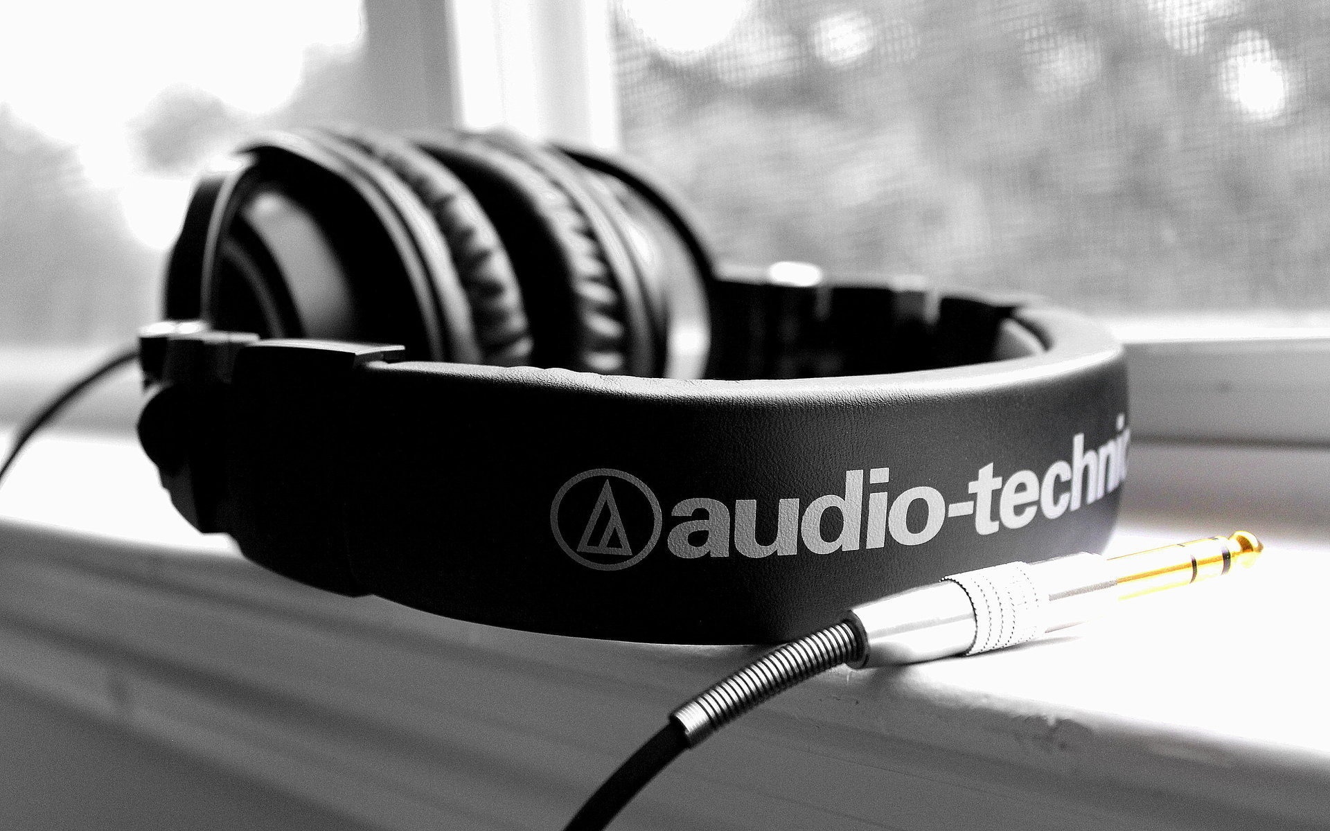 Audio Technic Headphones Wallpaper Music And Dance