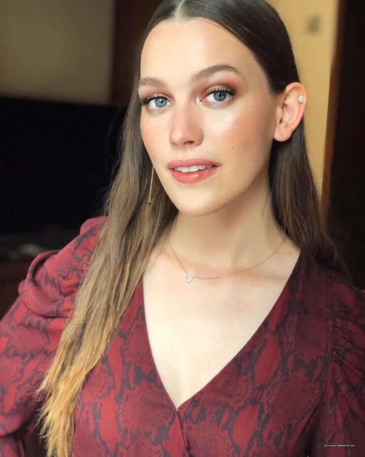 Hot Pictures Of Victoria Pedretti That Will Make Your Day A Win