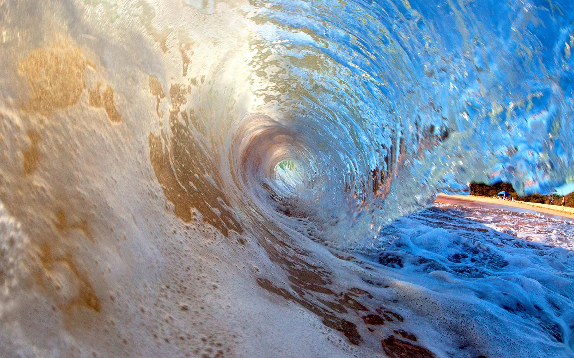 Breaking wave at Secret Beach Makena Cove Maui HD Wallpapers 1920x1200