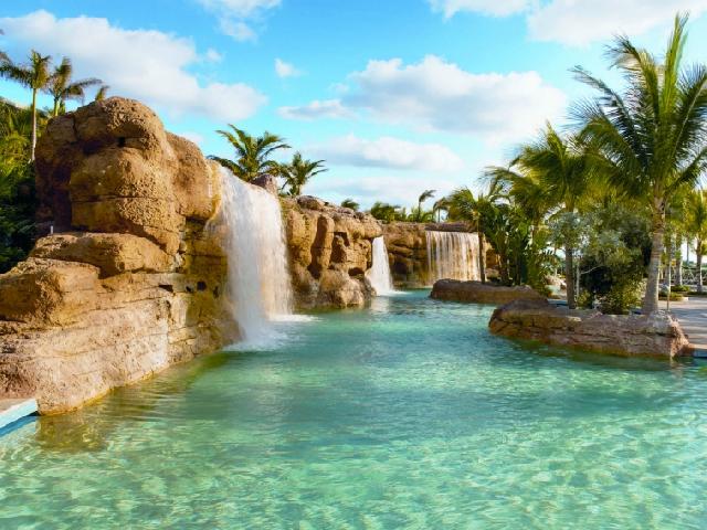 Day Trips To The Atlantis On Paradise Island Bahamas HD Wallpaper