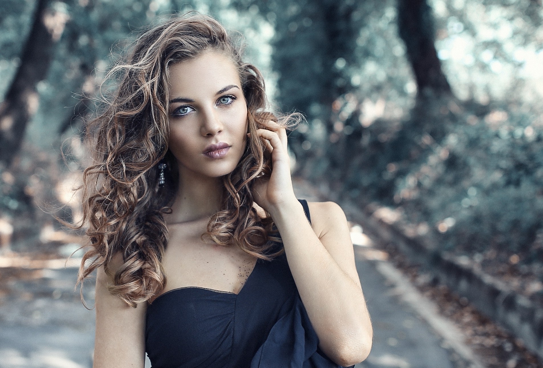 Women Model Face Portrait Wallpaper HD