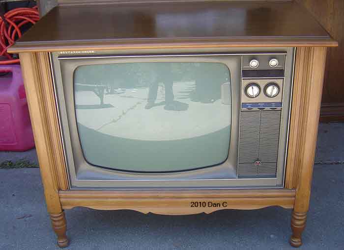 Sylvania Vintage Console Tv For