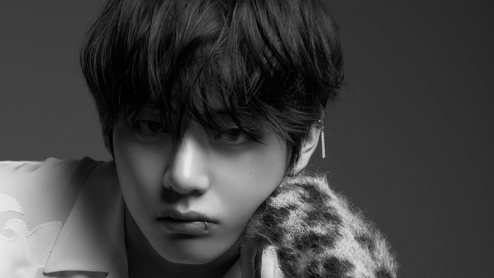 Bts Black Wallpaper