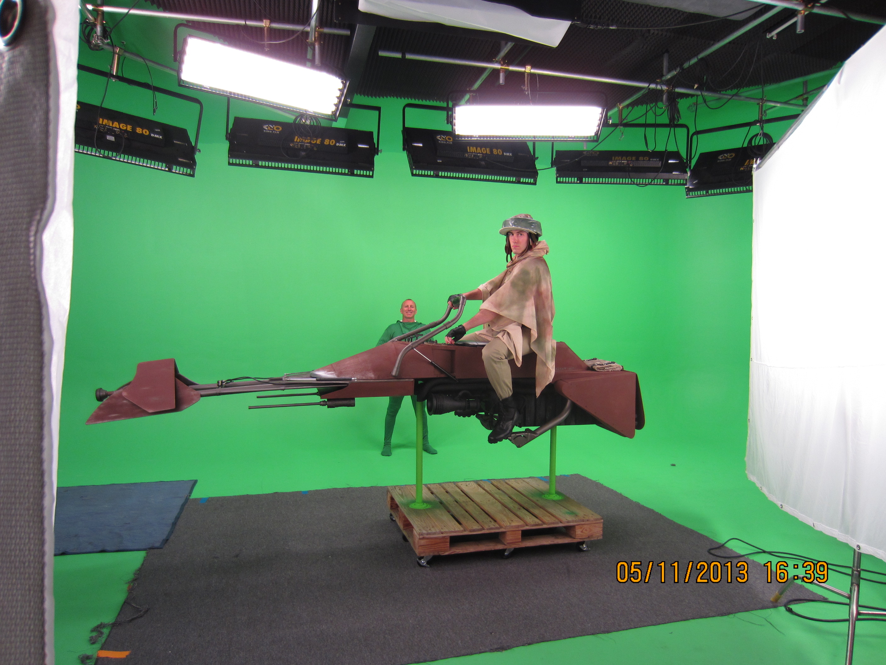 Star Wars Speeder Bike On Loyal Studios Burbank Green Screen