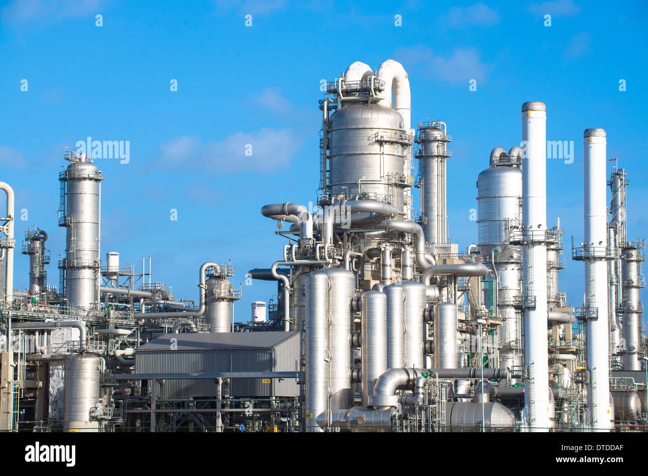 Refinery Pipes Hi Res Stock Photography And Image