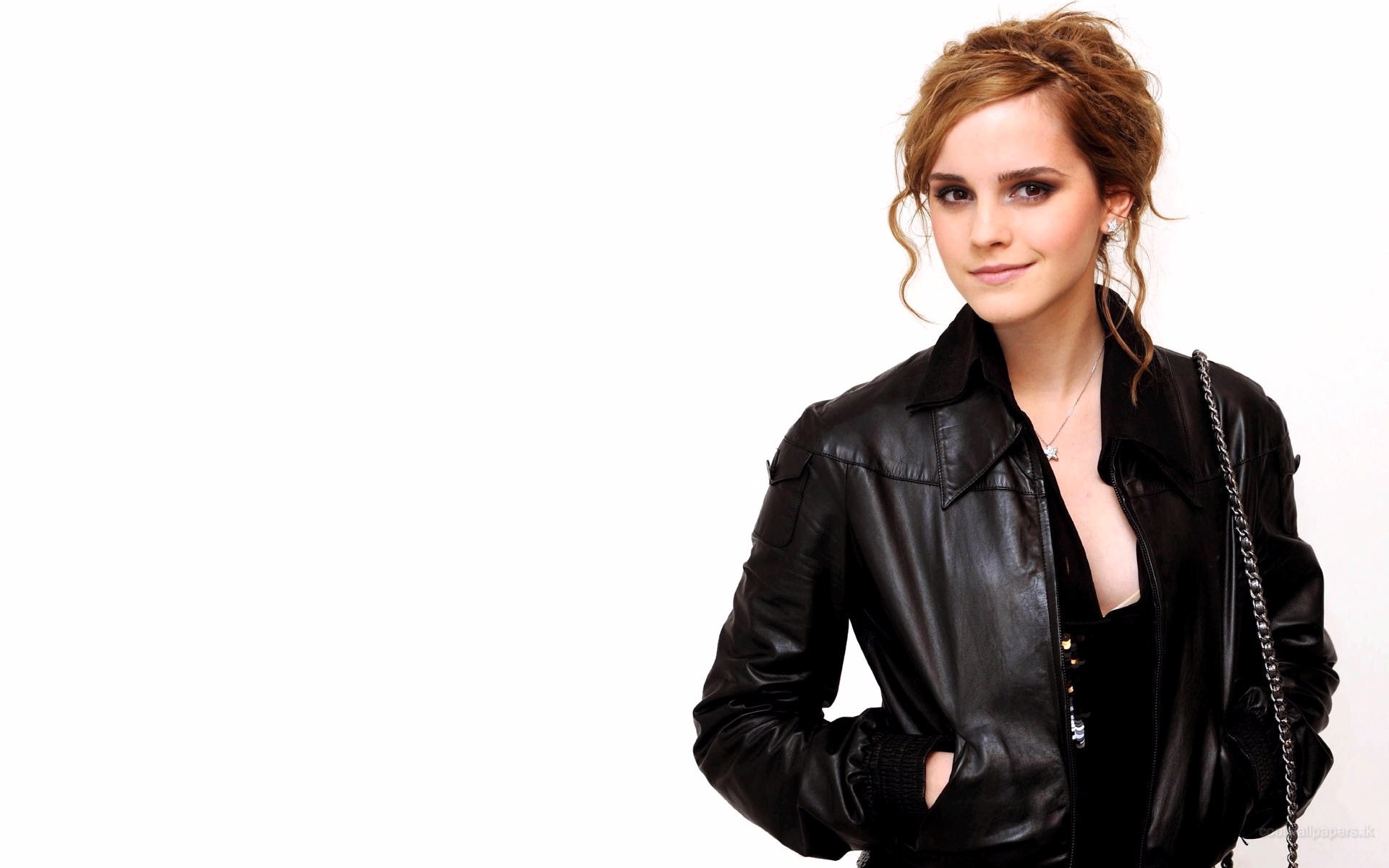 Beauty Emma Watson With Jacket Wide