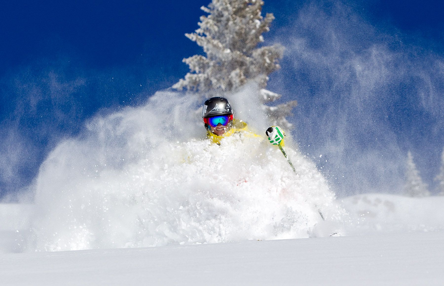 Powder Ski Action Vail Inthesnow The Uks Most Read Magazine