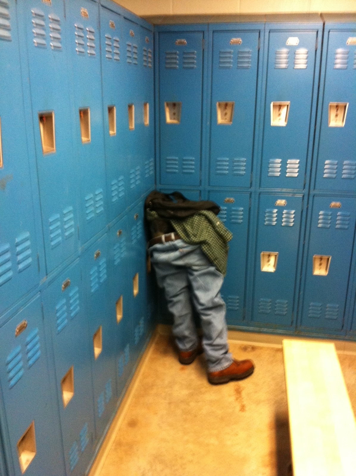 My Friend Walked Into The Gym Locker Room And This Is What He Found
