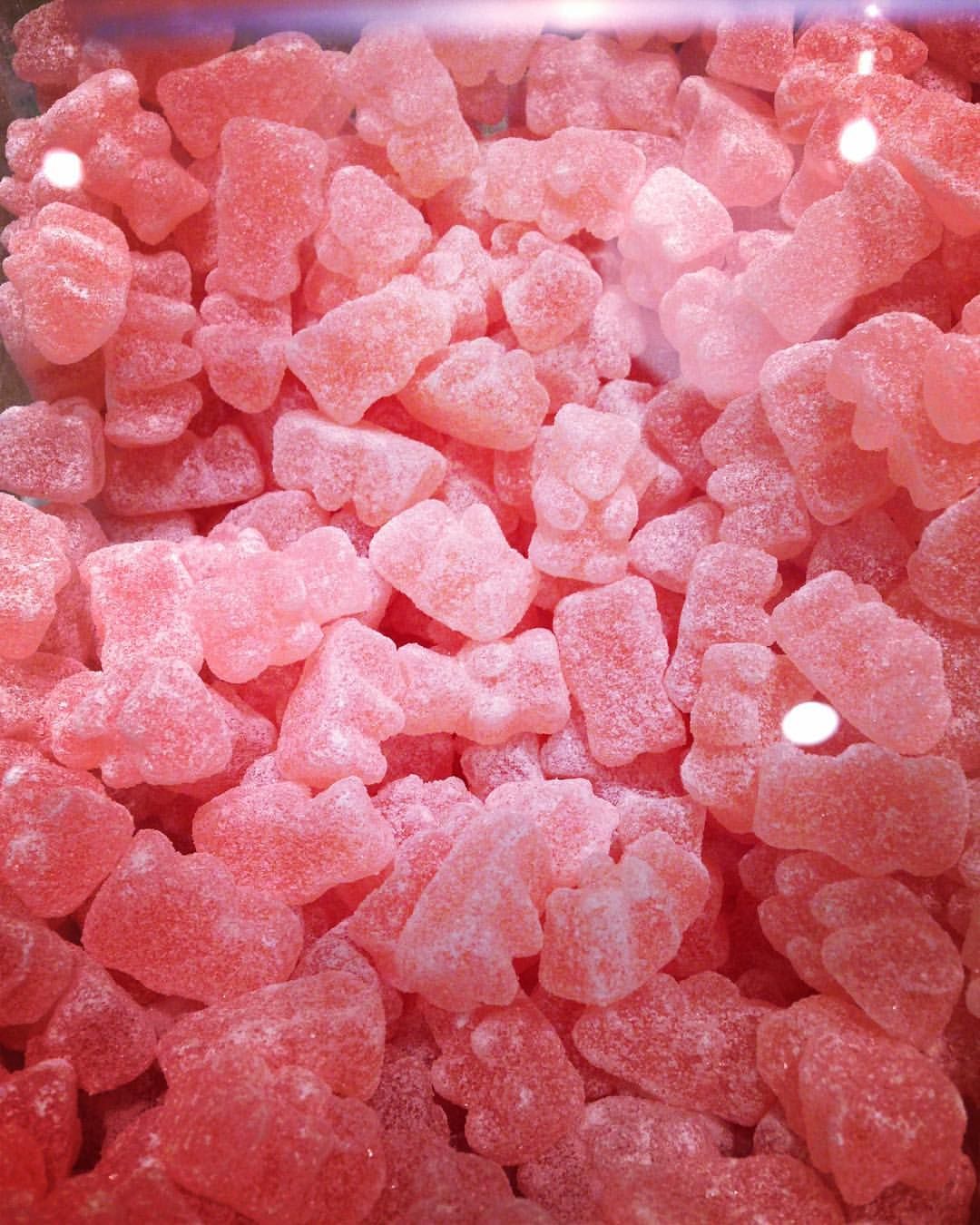 A Pink Sea Of Ros Gummy Bears I Know What Ll Be Dreaming About