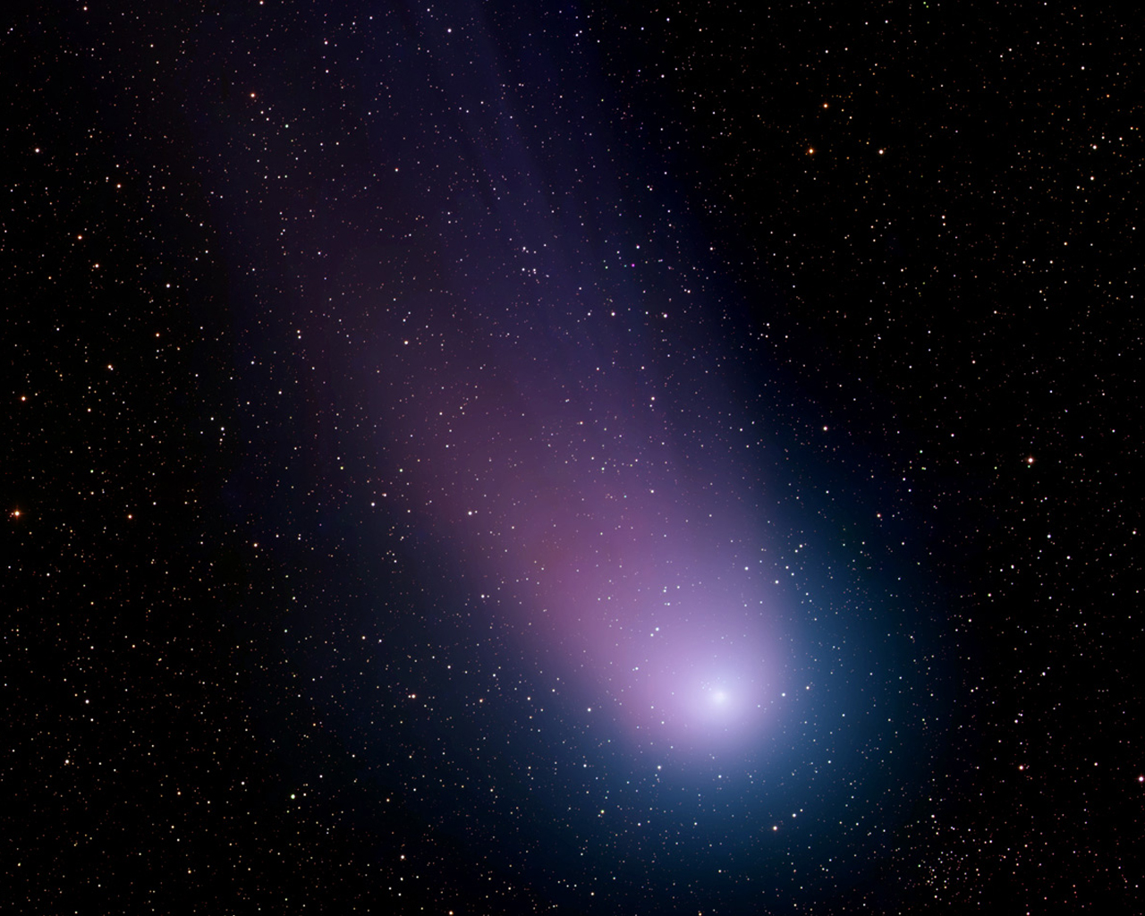 Neat Wallpaper Comet