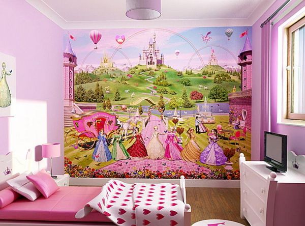 Disney princess wallpaper can turn a girls bedroom in pink and white