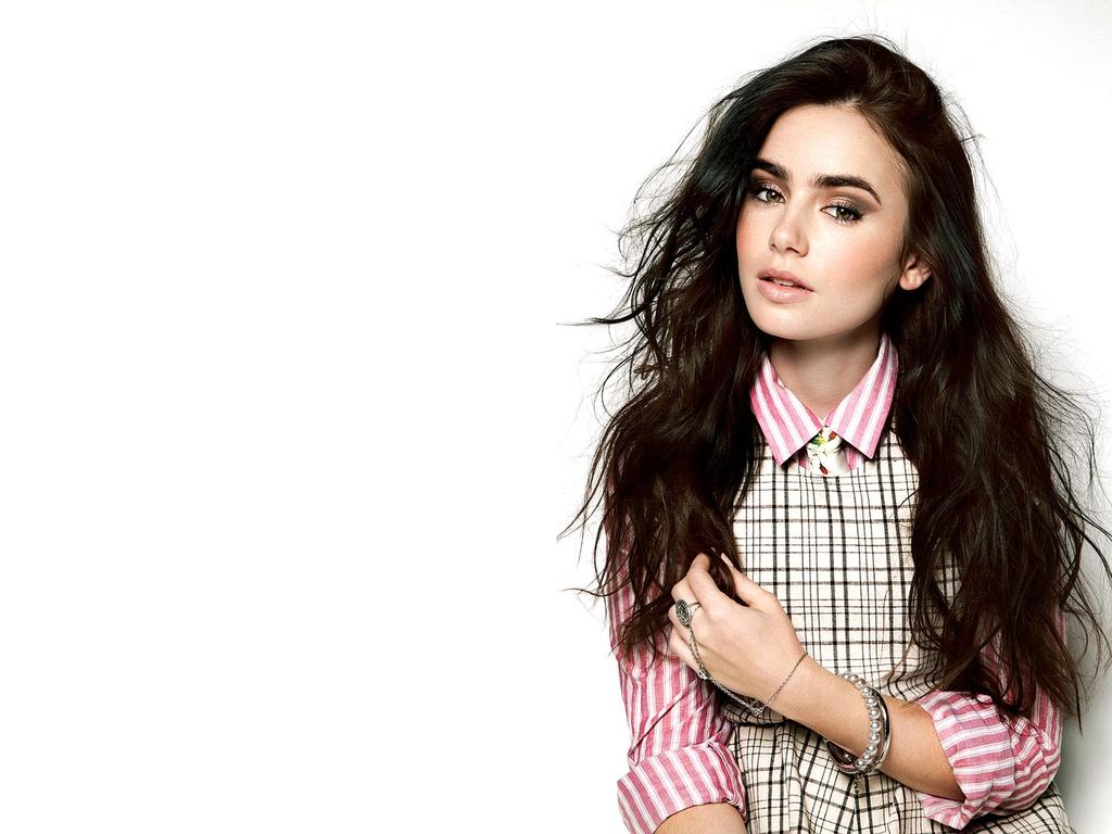 Lily Collins Image Wallpaper Photos